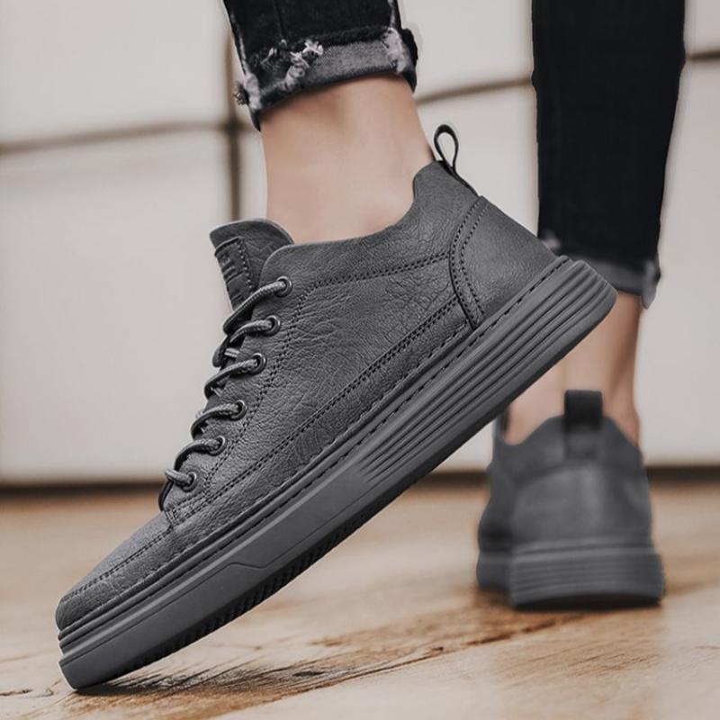 Удобная вулканизированная обувь для мужчин, рабочие кроссовки, мужская повседневная обувь для скейтборда, размеры 45 40, для пеших прогулок, новая мода 2024, дышащая, внутри