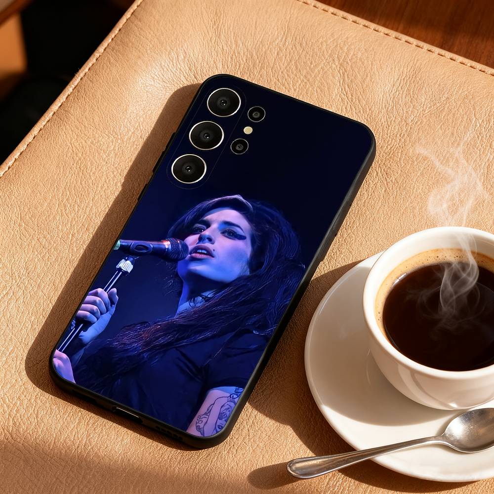 Чехол для телефона Legardary Singer A-Amy W-Winehouse для Samsung S25,24,23,22,30,21,10,9,Ultra,Plus,Lite,FE Черный Мягкий Чехол