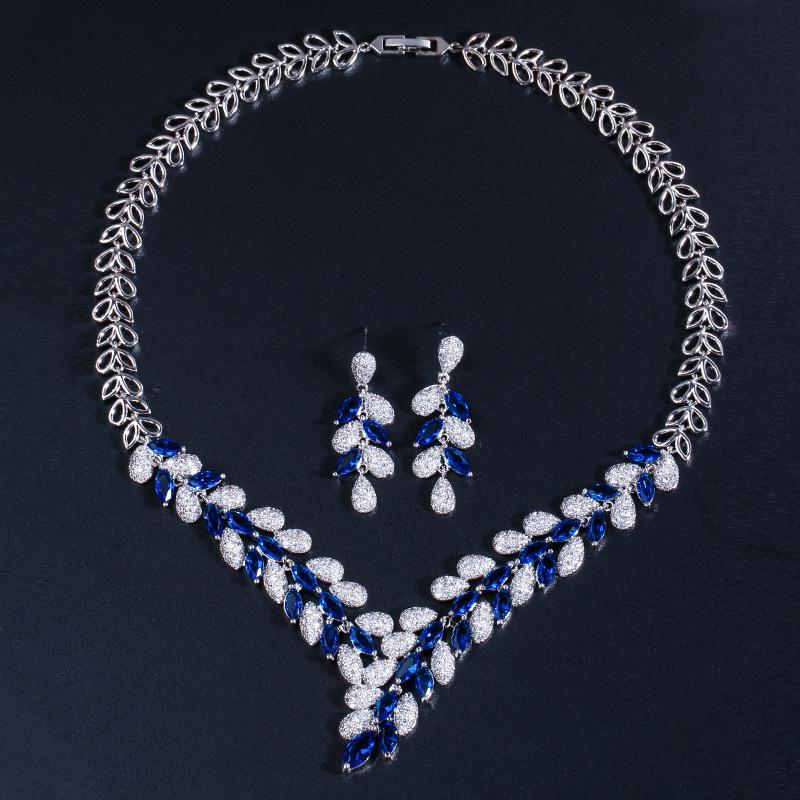 T0131 Высококачественный циркон Двухкомпонентный свадебный банкетный набор серьги и ожерелье