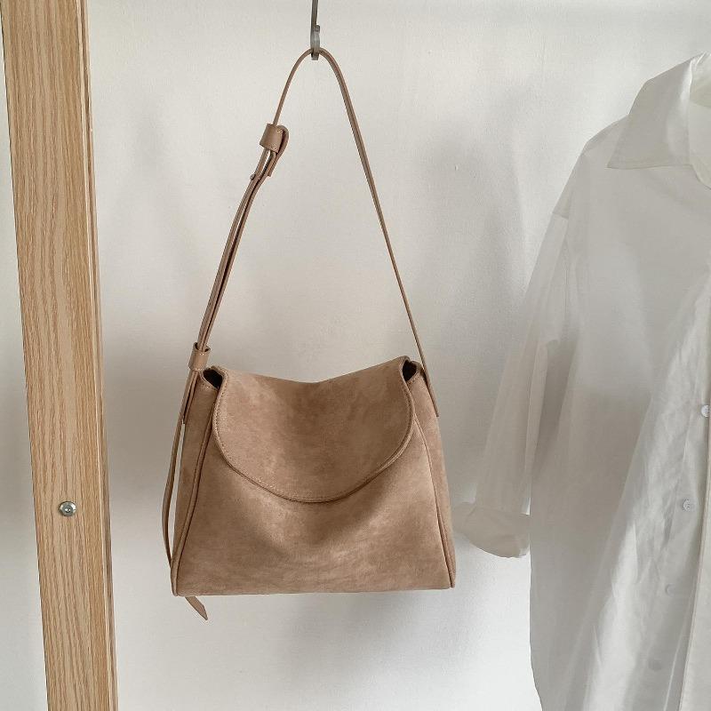 Нишевая замшевая сумка ретро раскладушка осень и зима новая маленькая квадратная сумка женская однотонная универсальная портативная сумка через плечо