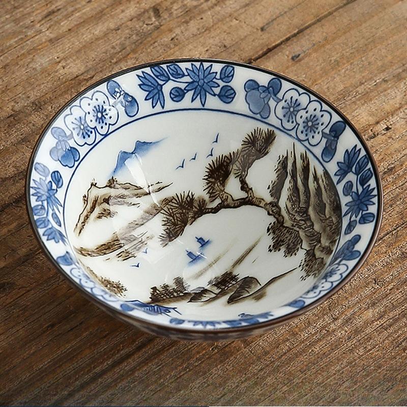 Двухцветная сине-белая фарфоровая коническая чашка Керамический набор для чая гунфу Мастер-чашка Чайная пиала в японском стиле Чаша для дегустации чая на одну чашку