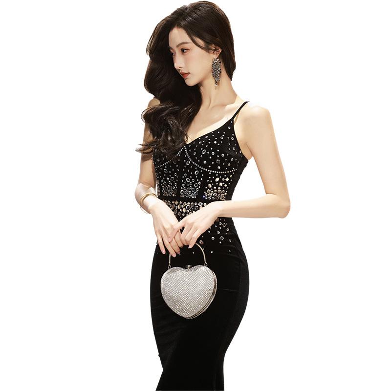 Черное бархатное вечернее платье на день рождения, легкое, роскошное, нишевое, модное, выпускное, банкетное, ведущее, платье с вырезом на животе