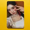 [Б/У] Фотокарточка Jueun из Hearts2hearts - Бонус Hellolive - Розыгрыш