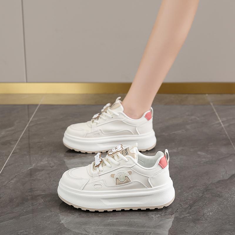 CRLAYDK Fashion Women's Platform Sneakers Bear Cute Skate Shoes Leather Lace Up Comfortable Casual Walking Tennis for Girls