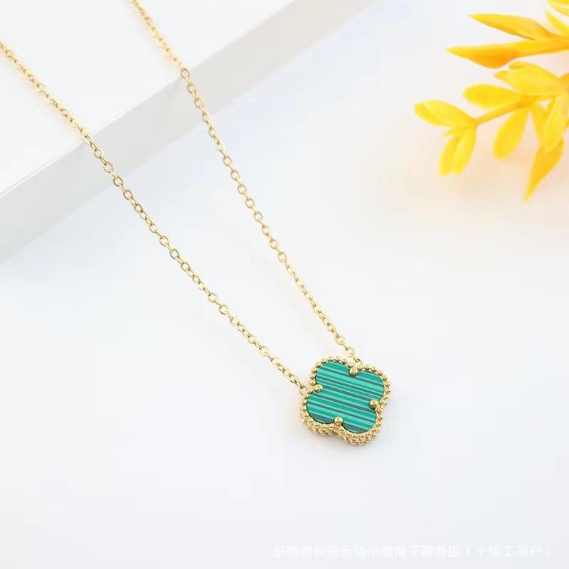 Ожерелье из нержавеющей стали с четырьмя листами клевера, универсальное, легкое, роскошное, для пожилых людей, с цепочкой на ключицу, женское ожерелье