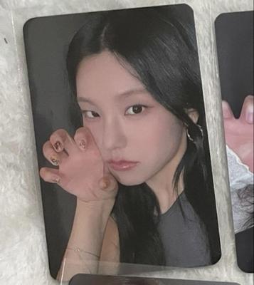 [Б/У] ITZY Йеджи ЗОЛОТО Лимитированная предзаказная бонусная фотокарточка от MusicPlant