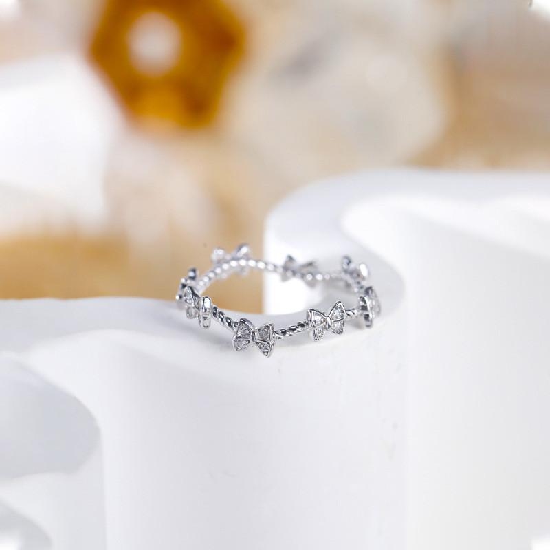 Стильное и элегантное регулируемое кольцо на открытый палец в корейском стиле с мерцающим дизайном бабочки для женщин