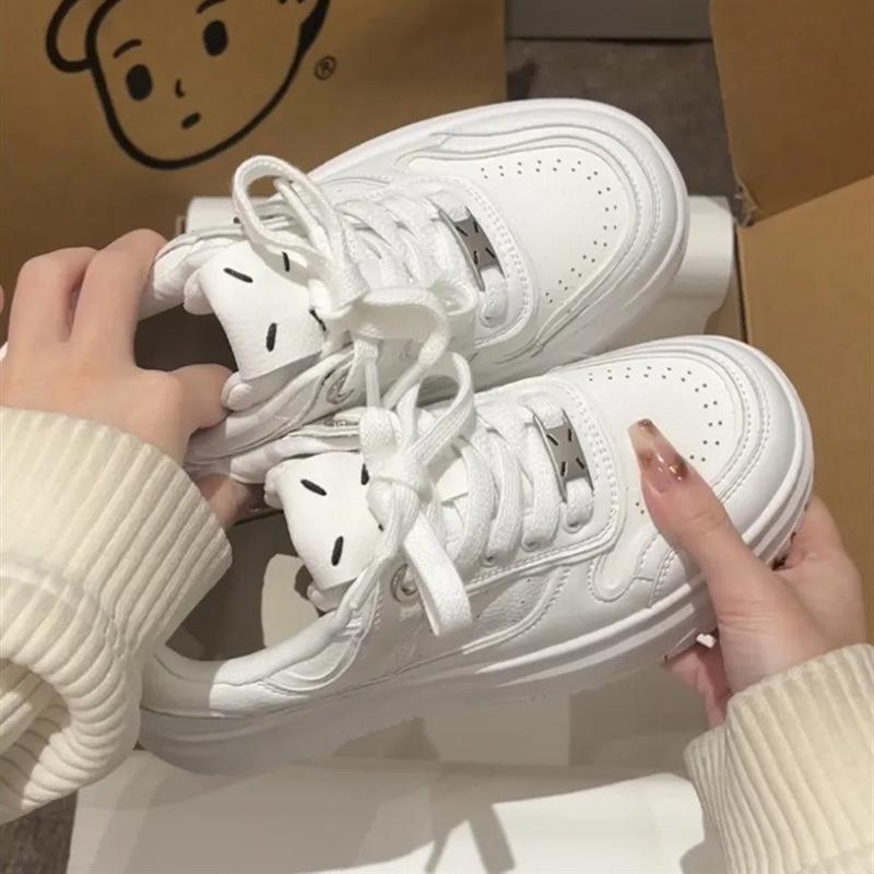 Versatile Little White Shoes Women's 2025 Spring New Thick-soled Heightening Board Shoes Sports and Leisure Shoes Single Shoes Children