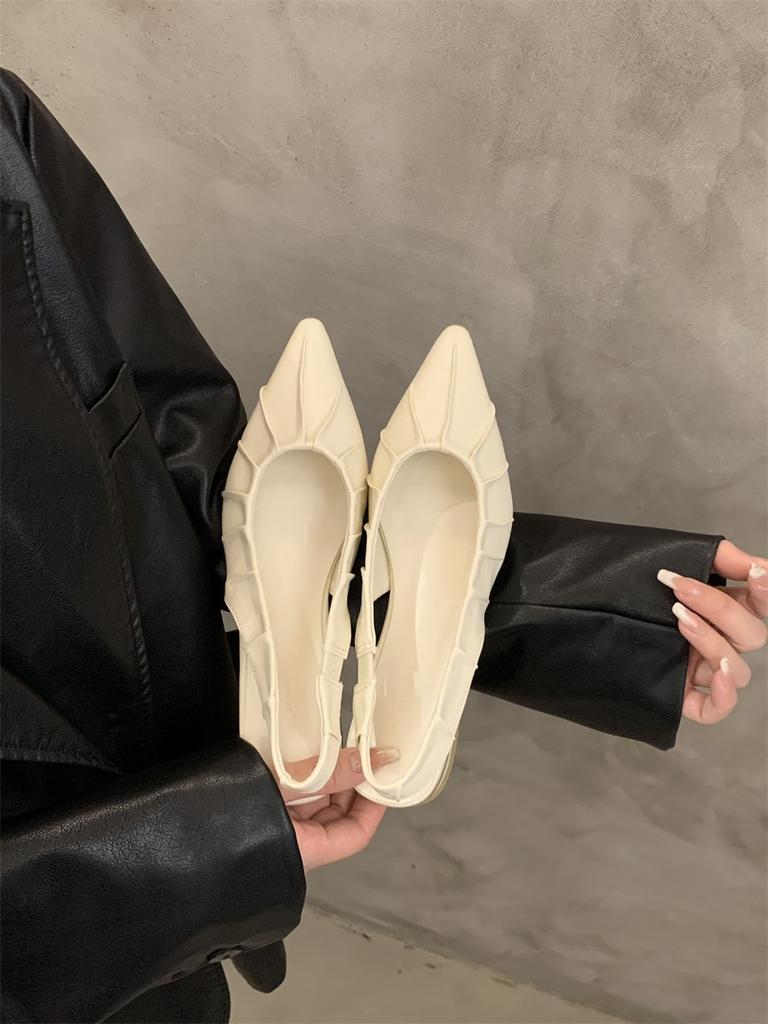 Spring and summer 2024 new thick heel bag head sandals shallow mouth women's shoes rear empty French with skirt temperament pointed single shoes