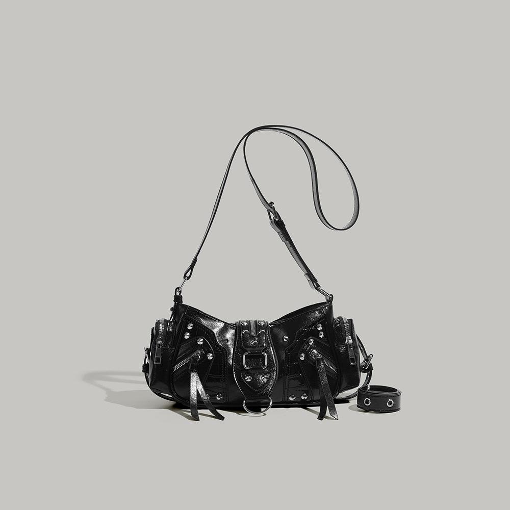 Cross-border 2025 new rivet handbag, niche design, trendy oil wax leather shoulder bag for commuting, crossbody biker bag