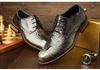 Classic Men'S ShoesEmbossed Genuine Leather Flat Dress Shoes Men Shoes Luxury Brand Flat Oxford Shoes Flats9