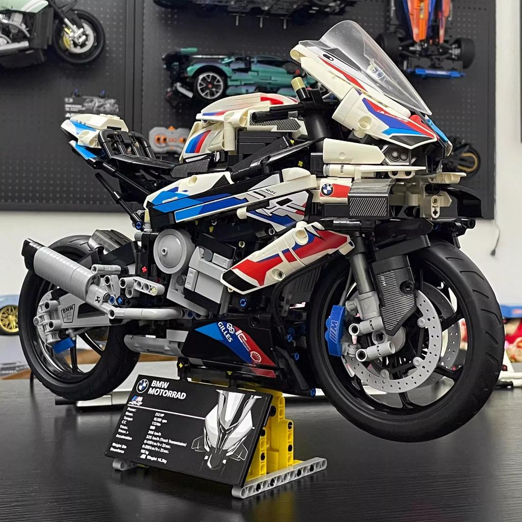 BMW Motorcycle M1000RR Building Blocks Model, Educational Assembly Toy for Boys & Adults, High Difficulty