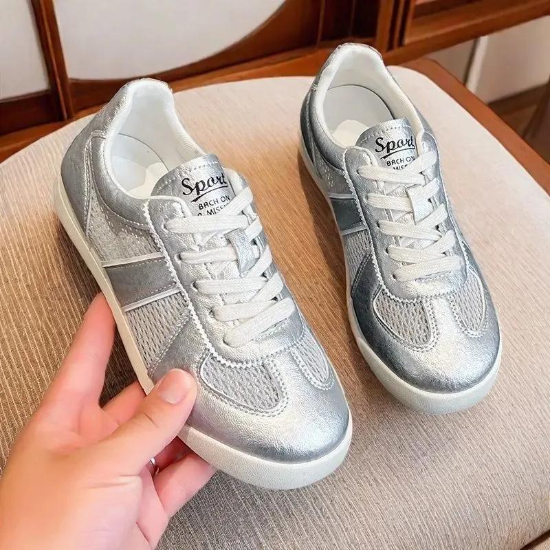 Летняя дышащая женская обувь Новые кроссовки Высокое качество Повседневная обувь Мягкая подошва Плоская подошва Удобная женская вулканизированная обувь
