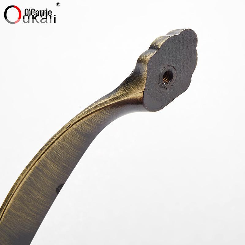 Классические европейские антикварные медные ручки для кухонных шкафов и гардеробов в зеленом и красном цвете