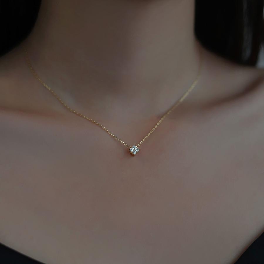 Japanese S925 Sterling Silver Zircon-Laid Necklace Women's Rhinestone Special Interest Light Luxury All-Match Four-Leaf Clover Clavicle Chain