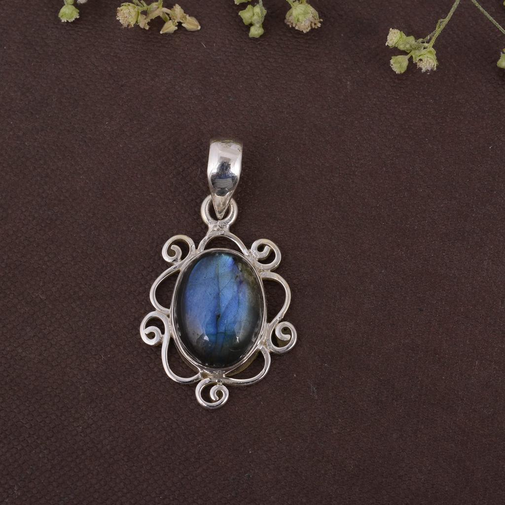 Labradorite Pendant Oval Cabochon Solid 925 Sterling Silver Gemstone Pendant Without Chain Jewelry For Women or Girls - 5.37 Gms