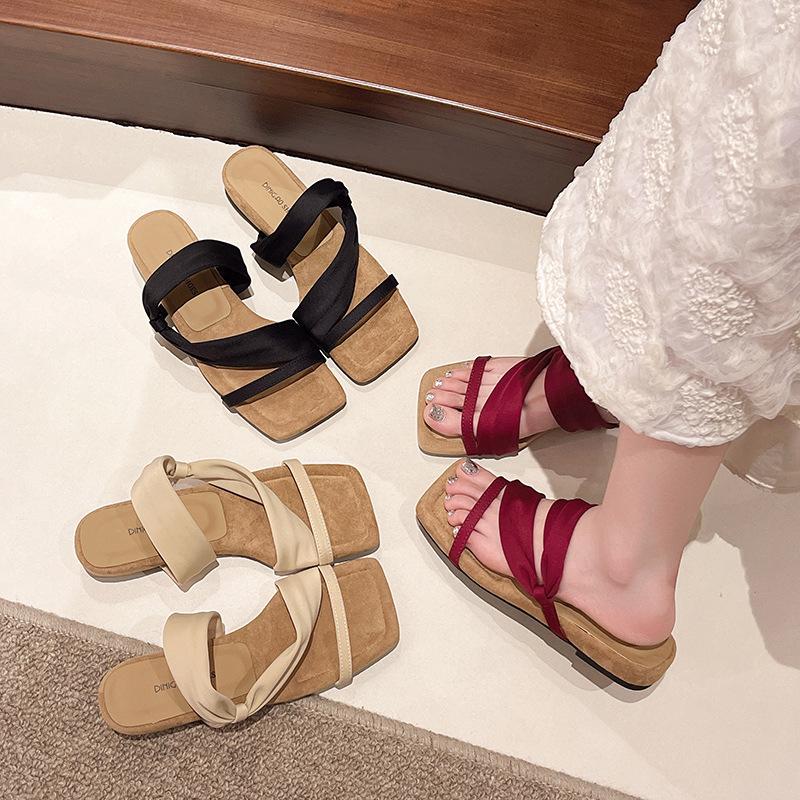 Niche design sense retro simple fashion versatile sandals women's summer new fashion cool slippers