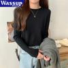 Минималистичный джемпер с круглым вырезом WASSUP