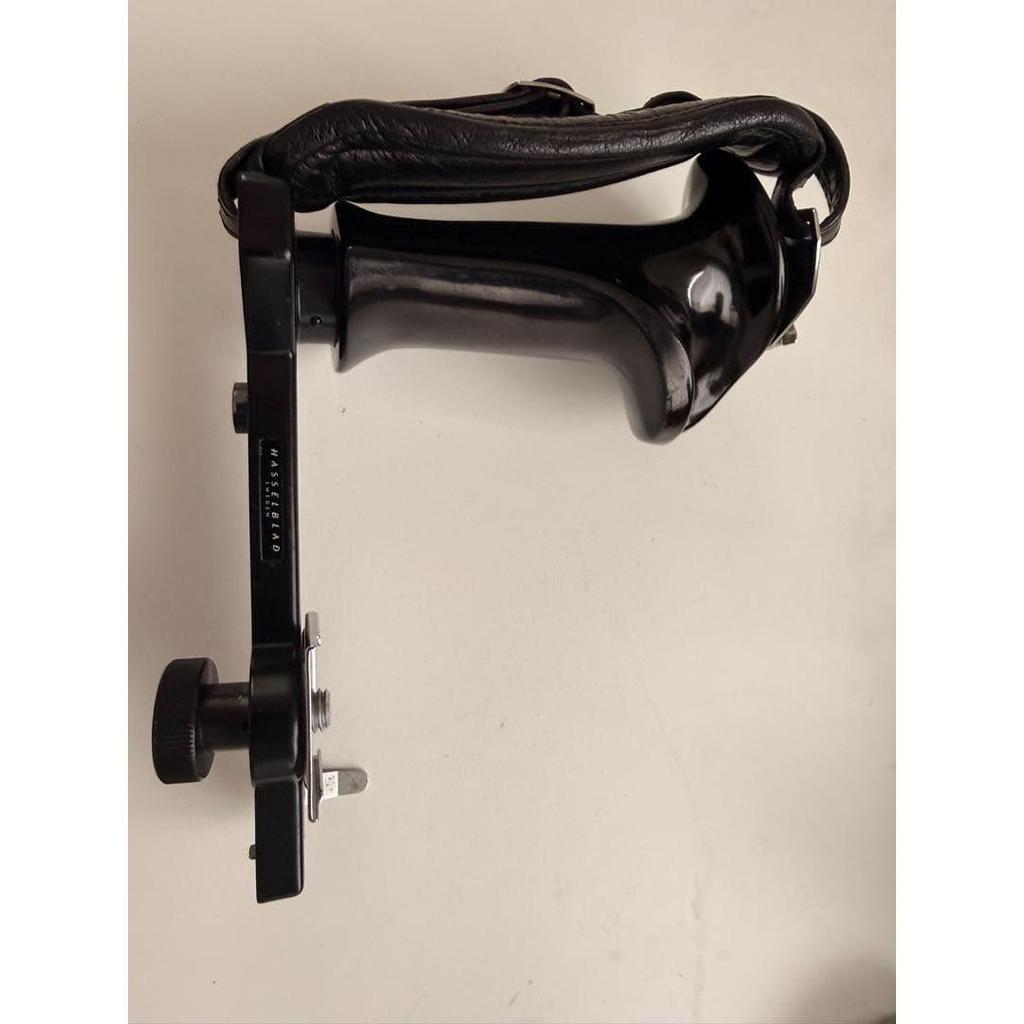 Used Hasselblad 45071 flash gun bracket