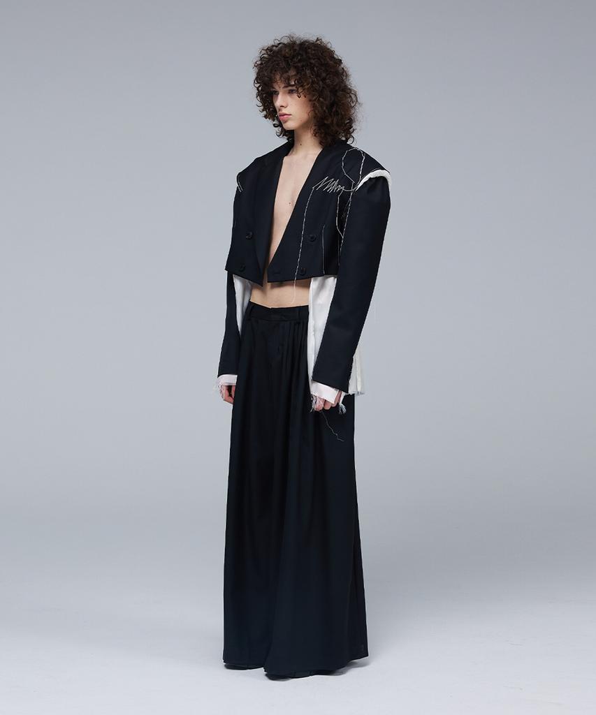 Meuameu Signature Unbalance Pin Tuck Flare Slacks