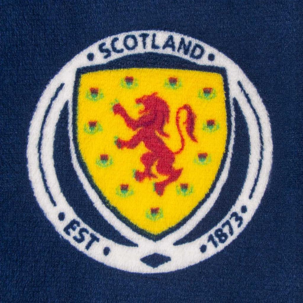 Scotland Mens Crest Fleece All-Over Print Dressing Gown