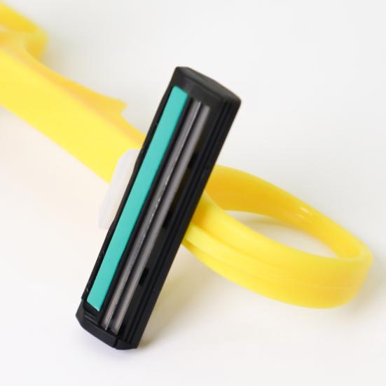 Ручная быстрая бритва для головы для стрижки налысо с 4 лезвиями, эргономичный триммер с ручным приводом для мужской кожи головы, бороды, тела, груминга, дорожный набор для стрижки