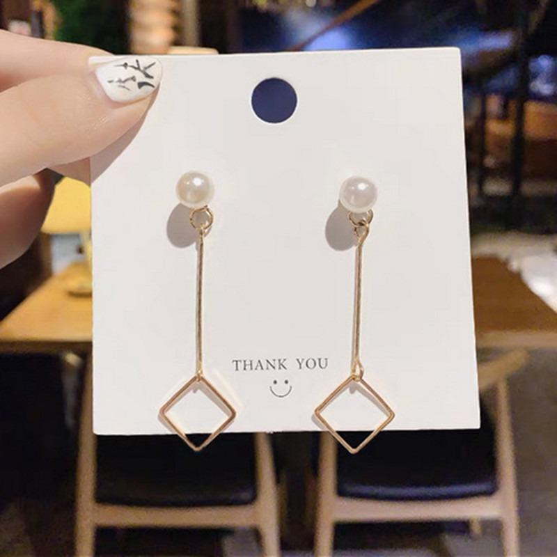 Длинные серьги с кисточками Женские Корейский Дизайн ДунДэмун Универсальные серьги