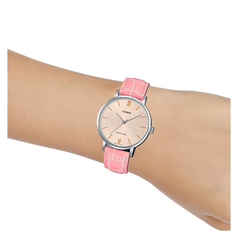 Casio Серия STANDARD, модные, деловые, простые, повседневные и универсальные, классические стрелки, римская шкала, большой золотой циферблат, водонепроницаемые, LTP-VT01L-4BUDF