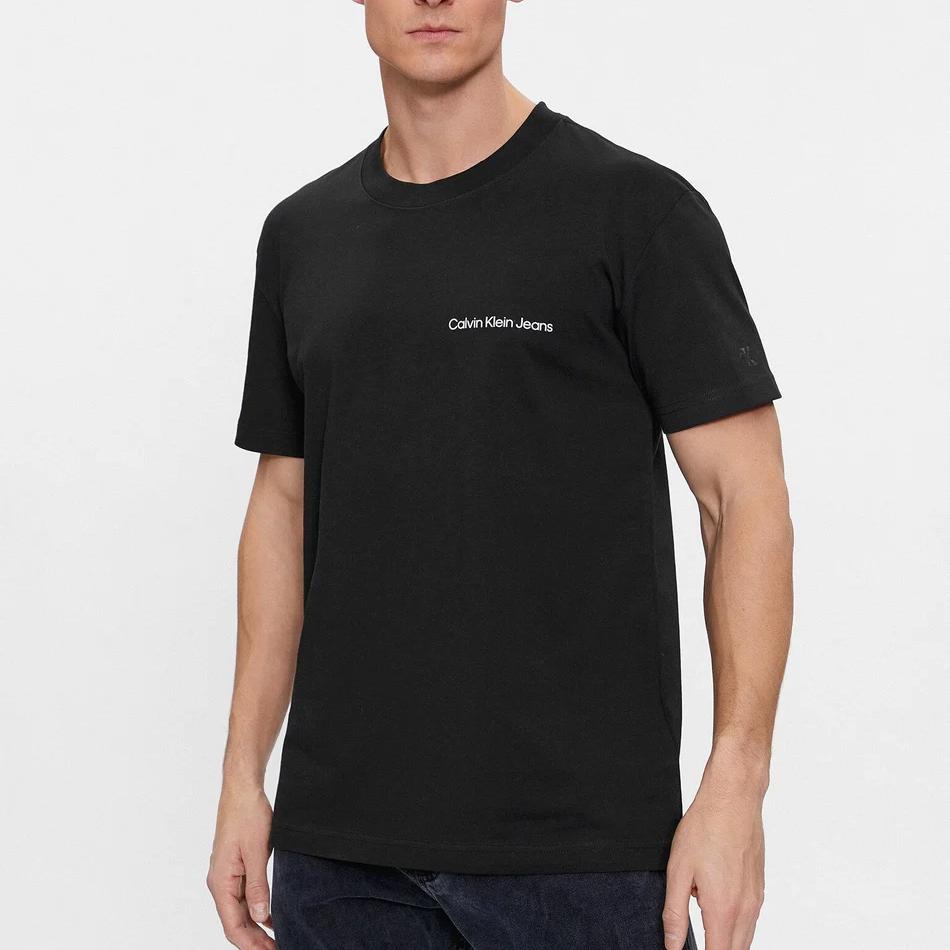 Calvin Klein Приталенная футболка с логотипом и круглым вырезом, мужские топы, черные J30J324671-BEH