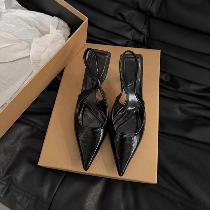 Туфли на высоком каблуке женские 2025 новые нишевые одинарные туфли черные темпераментные французские босоножки весенние и летние босоножки женская обувь
