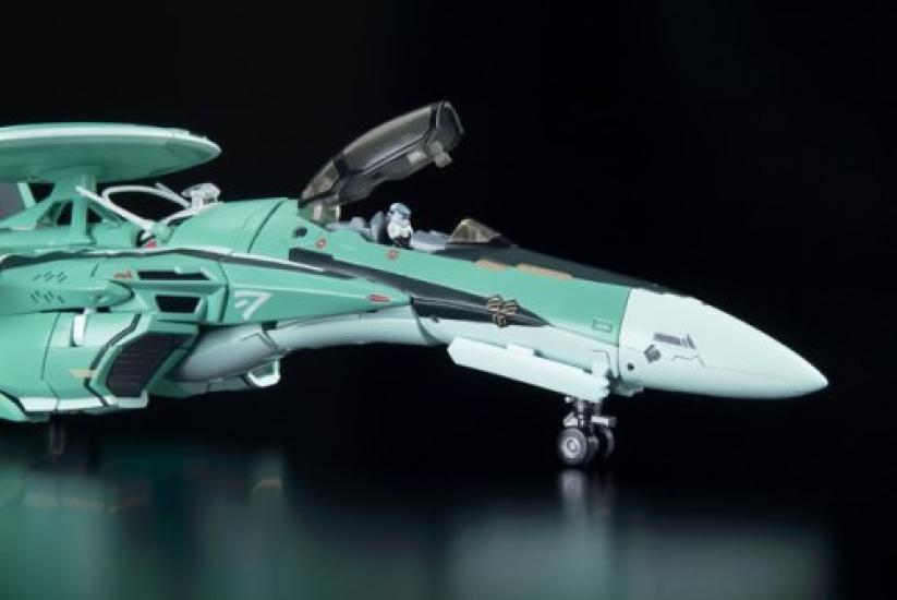 TAMASHII NATIONS DX Chogokin Macross F Messiah Valkyrie (Frontier) RVF-25 (Luca Angeloni's)