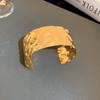 Трендовый европейский и американский преувеличенный металлический полый браслет на предплечье: Нишевые женские украшения высокого класса