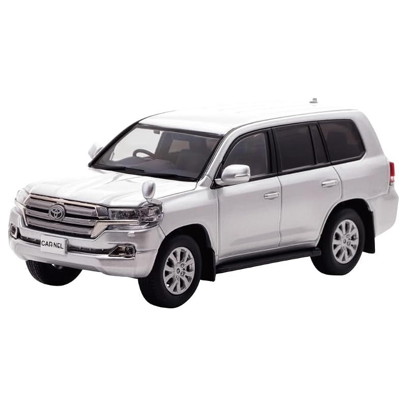 Хико Семь (КАРНЕЛ) 1/43 Toyota Land Cruiser 200 AX G selection (URJ202) Модель 2015 года, серебристый металлик, артикул CN431508