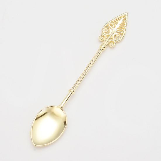 Jam Spoon Heat Resistant Hollow Out Multifunctional No Odor Comfortable Grip Dinning Vintage Flower Carving