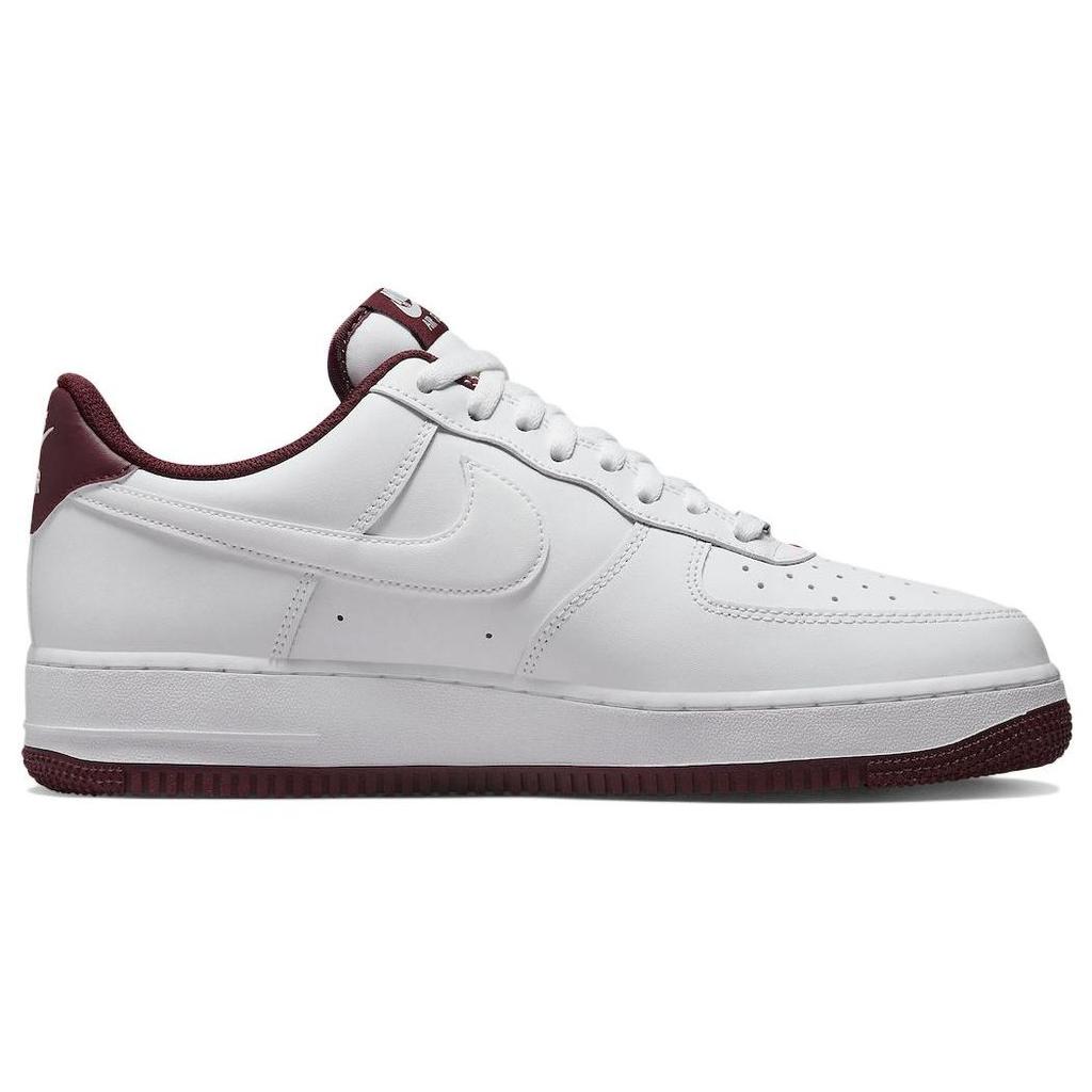 Nike Кроссовки мужские Nike Air Force 1 07 White Dark Beetroot DH7561-106
