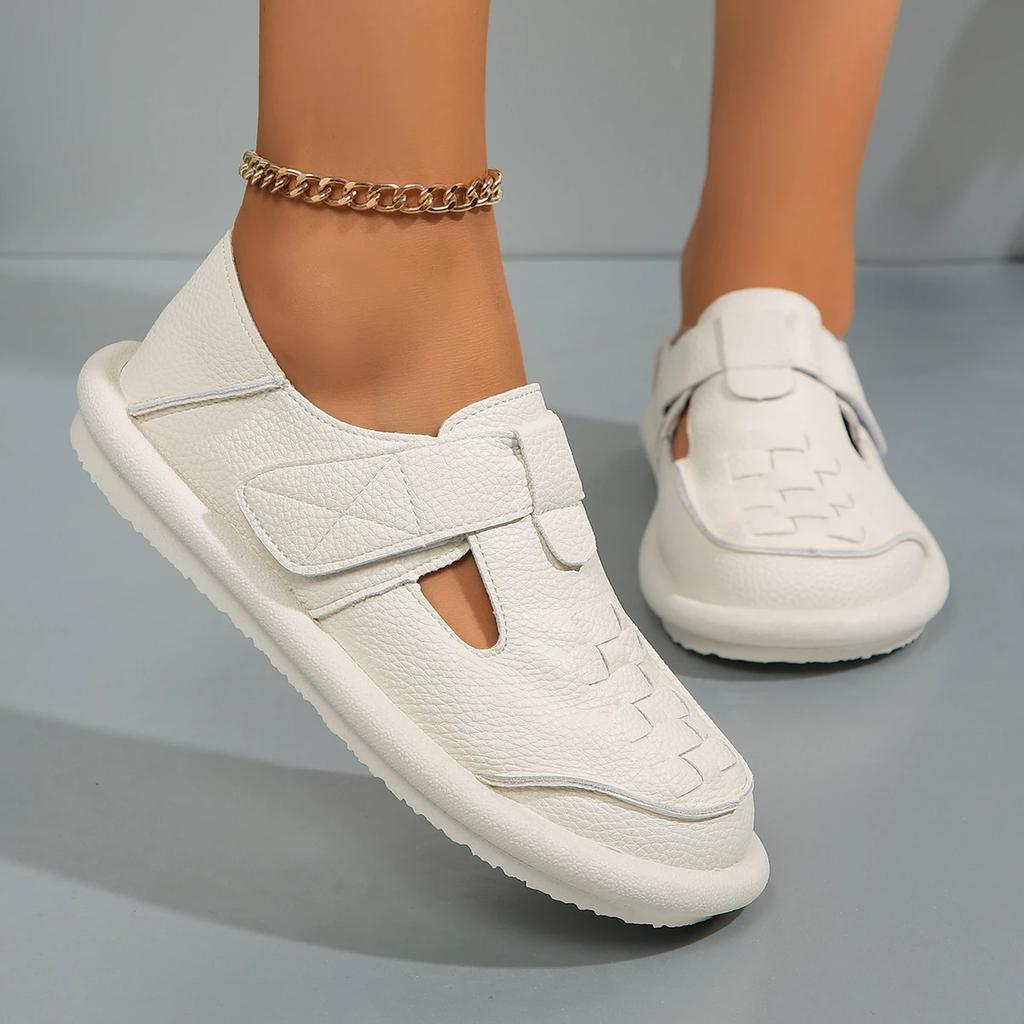 Лето 2024 года, новые дышащие сандалии на плоской подошве с круглым носком, удобные однотонные модные спортивные туфли для отдыха для женщин