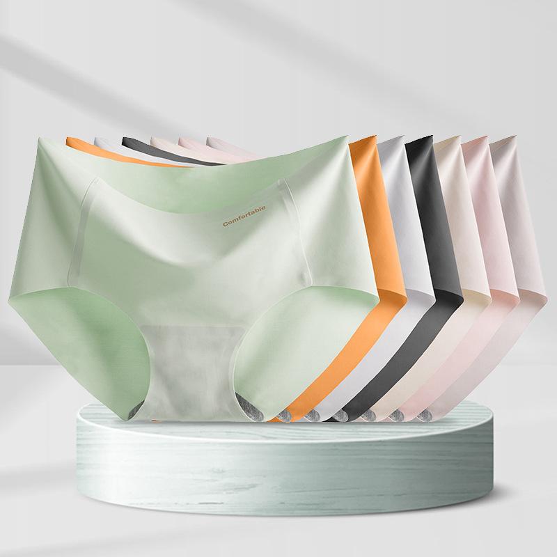 Medium To High Waisted Women's Triangle Underwear One Piece Ultra-thin Ice Silk Seamless Lifting Hip Plus Size Triangle Underwear Panties