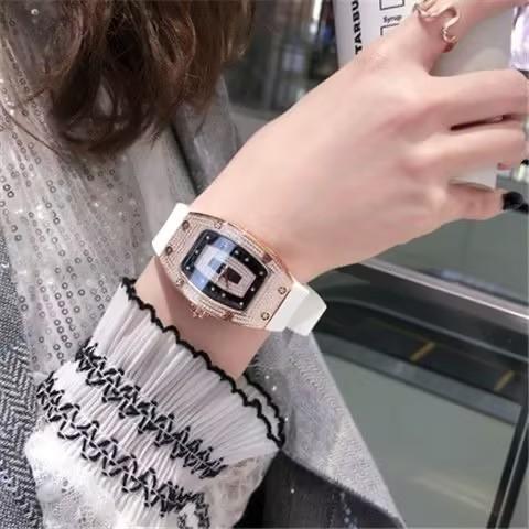 New Famous Luxury Tonneau Watches For Woman Crystal Silicone Jelly Quartz Watch Students Gifts Reloj Mujer Ladies Wristwatches