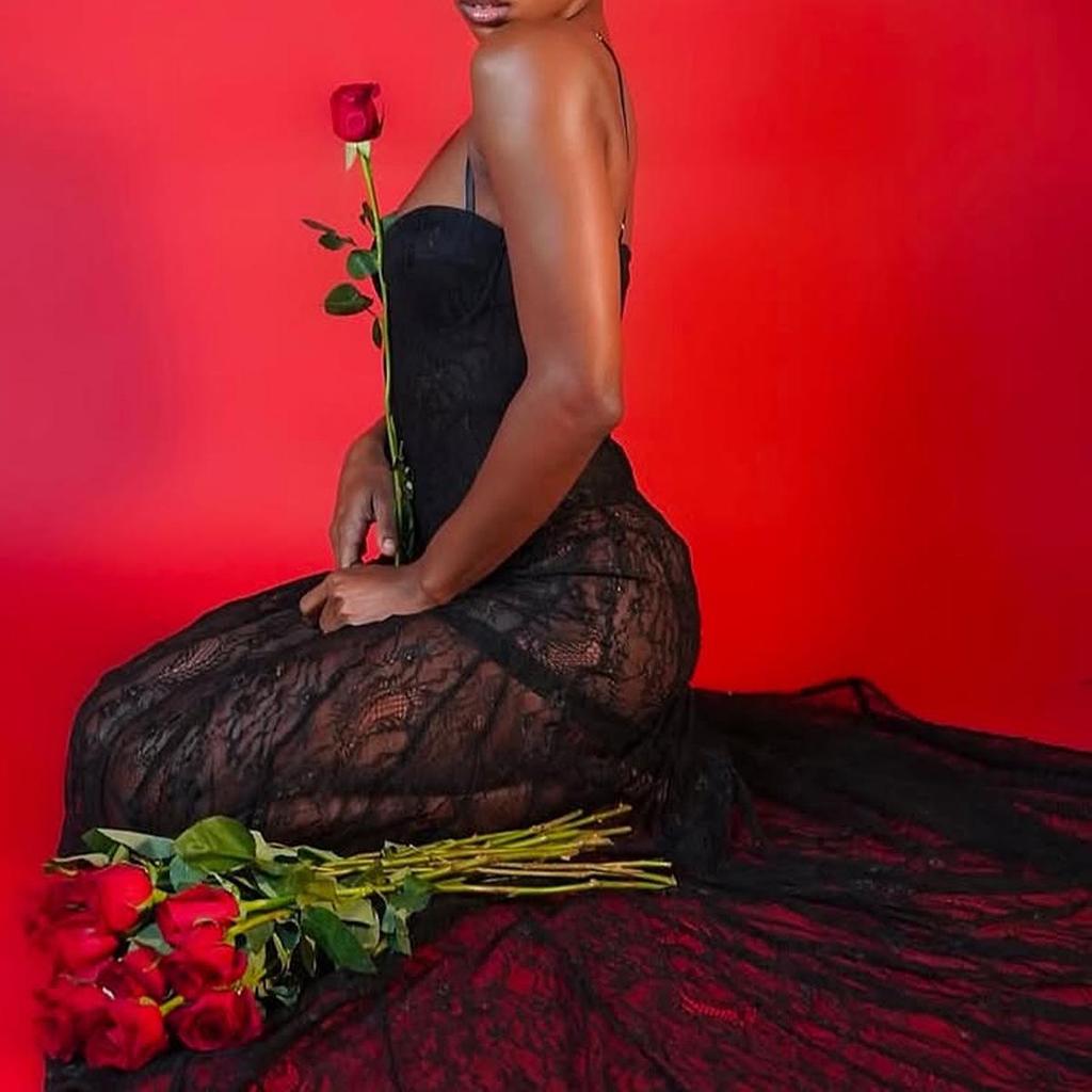 2025 Весна/Лето Европейский и Американский Стиль Сексуальное Кружевное Приталенное Платье на Бретелях-спагетти