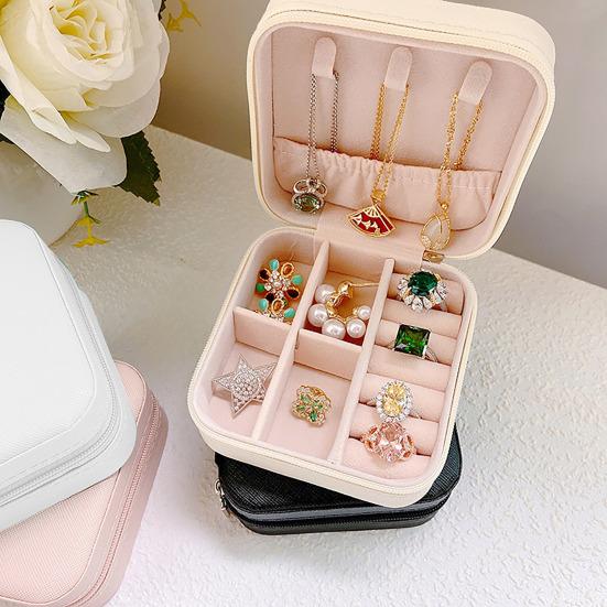 Мини-шкатулка для хранения ювелирных изделий, сережек, колец, органайзер с мягкой подкладкой, большая вместимость, компактный дизайн, портативный кейс для хранения