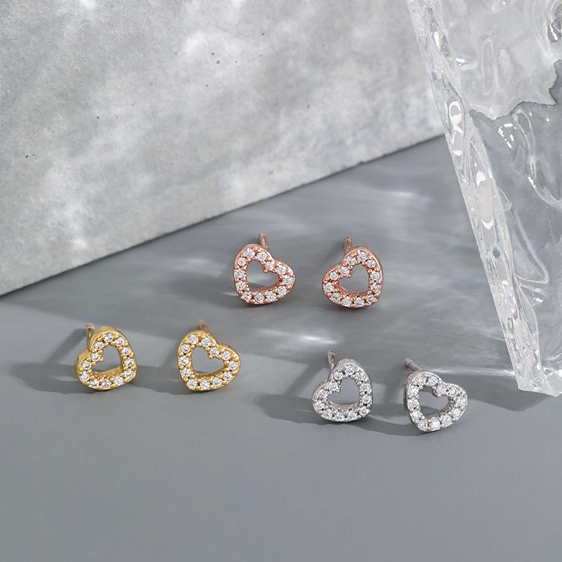 Korean Style 18K Diamond Heart Earrings with 3A Zircon - Versatile, Fashionable, and Simple Design