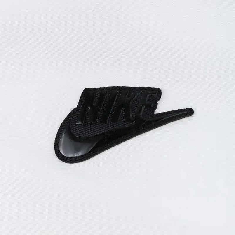 Nike Куртка Бело-розового цвета Подростковая HQ7172-133