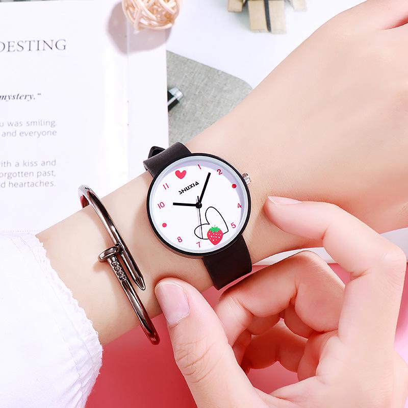 Женские стильные корейские часы с мягким силиконовым ремешком и сказочным дизайном