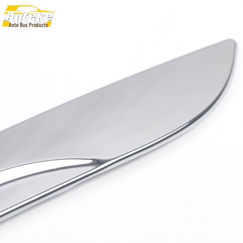 21 Venza Tailgate Trim: Anti-Scratch Bumper Sticker & Bright Strip