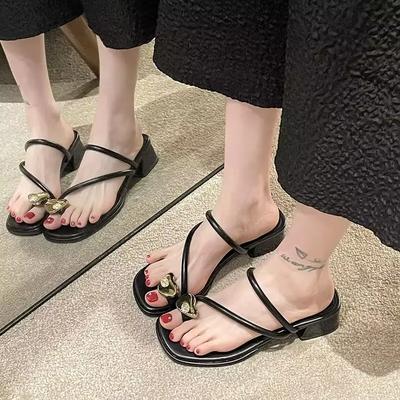 Модные шлепанцы на среднем каблуке, черные туфли по акции, летняя обувь, шикарные элегантные женские тапочки и женские сандалии, тренд 2025, сандалии H