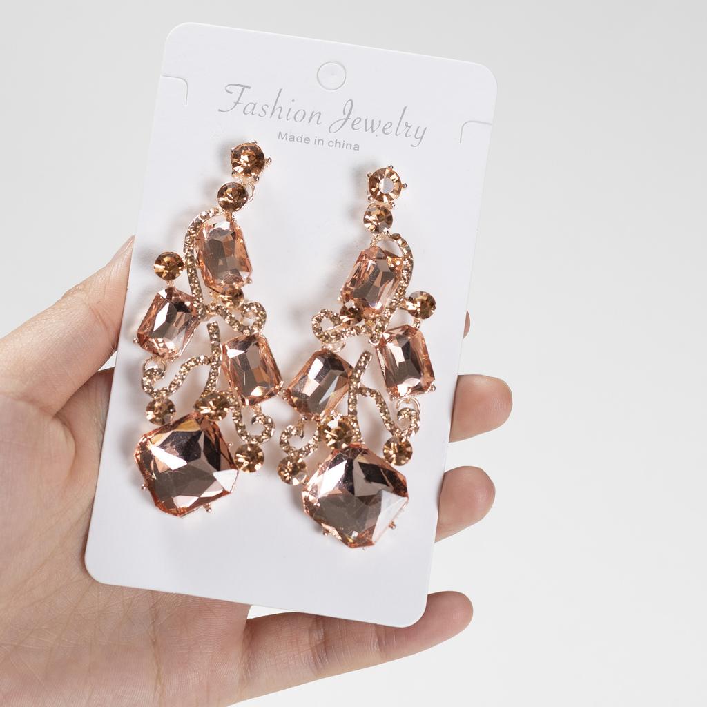 European and American Temperament Earrings, Earrings, High-end Alloy Diamond-encrusted Earrings, Women's Colorful Tassel Earrings.