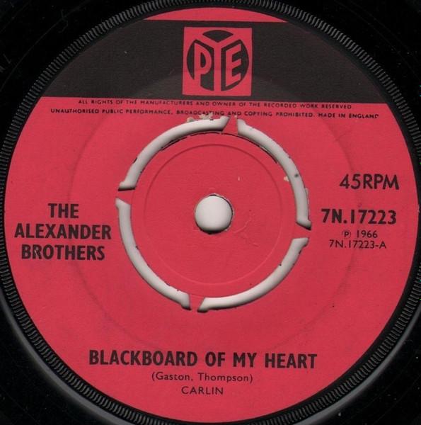 7-дюймовая пластинка ALEXANDER BROTHERS - Blackboard Of My Heart 7N17223 Pye Records 1966 UK Folk Б/У