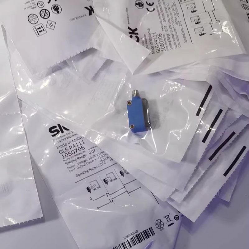 GL6-P4111 Brand new original SICK Photoelectric switch sensor, large quantity in stock, welcome to consult