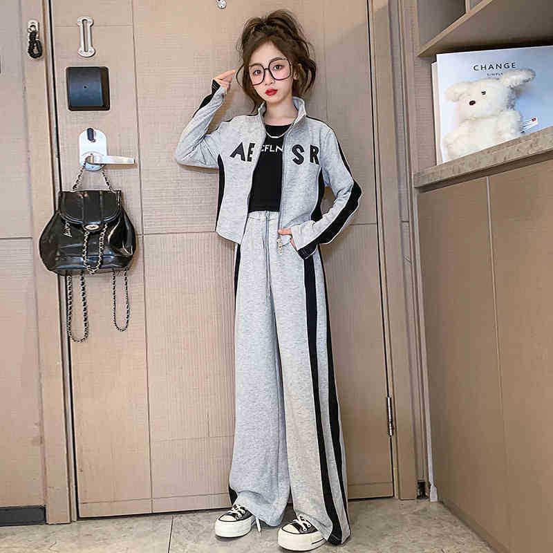Girls' Autumn Leisure Suits: Striped Sports Pants & Stylish Sweatshirts, Two-Piece Set for Older Kids – Perfect for Spring & Fall.