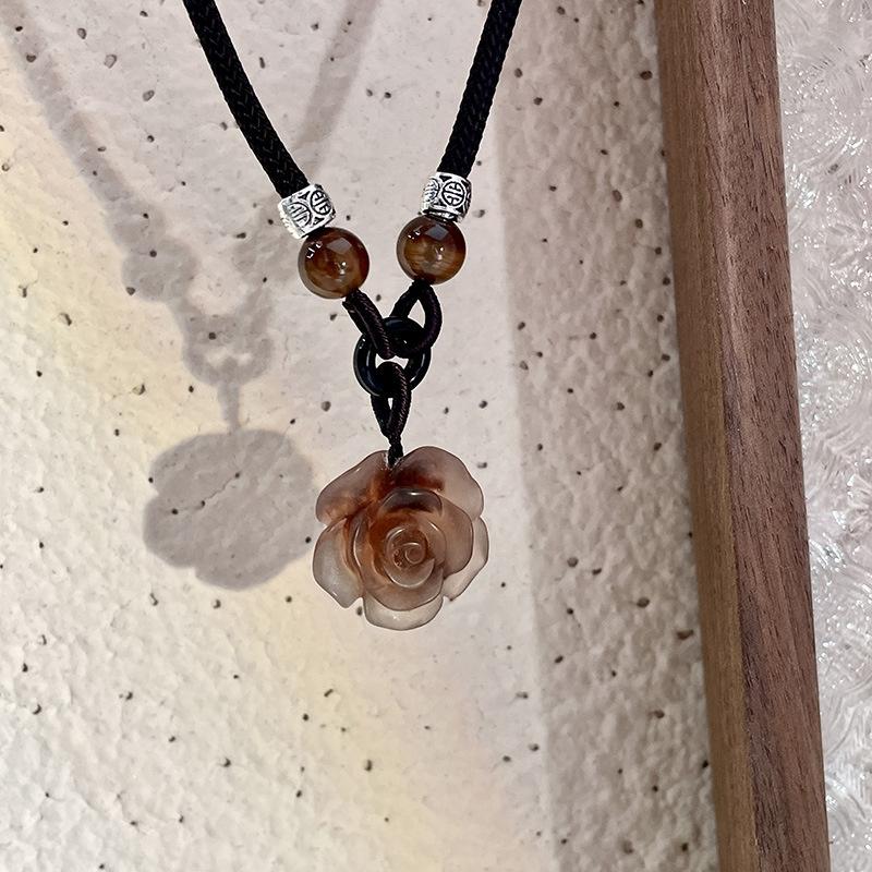 New Chinese Style Beaded Butterfly Necklace with a New High-end Design Niche Sweater Chain, Women's Summer Collarbone Chain